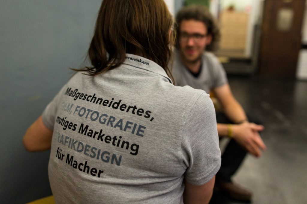 Textilveredelung mit Flock/- und Flexdruck